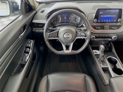 Used 2024 Nissan Altima 2.5 SR image 21