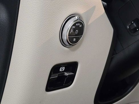 Used 2023 Mercedes-Benz GLC 300 4MATIC image 25