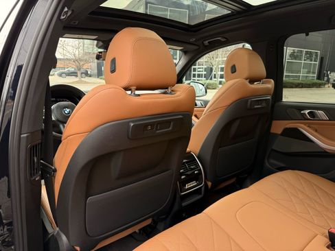 Used 2023 BMW X5 xDrive40i w/ Executive Package image 41
