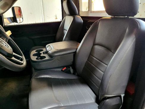 Used 2017 RAM 5500 Tradesman image 2