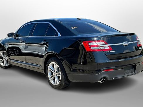 Used 2018 Ford Taurus SEL w/ Equipment Group 201A image 10