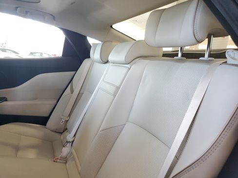 Certified 2024 Toyota Crown AWD/4WD image 10