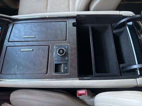 Used 2020 Lincoln Navigator Reserve w/ Luxury Package image 18