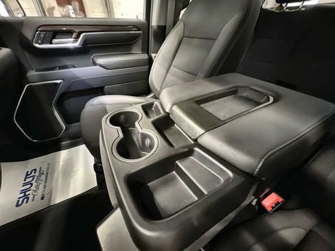 Used 2024 Chevrolet Silverado 1500 RST w/ Z71 Off-Road Package AWD/4WD image 21