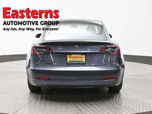 Used 2023 Tesla Model 3 Standard Range image 6
