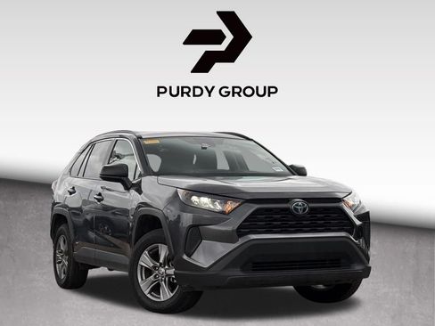 Used 2022 Toyota RAV4 LE AWD/4WD image 1
