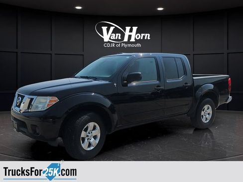 Used 2013 Nissan Frontier SV AWD/4WD image 5