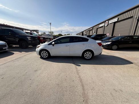 Used 2014 Kia Rio LX w/ Power Package image 6