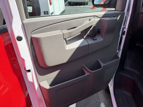 New 2026 Chevrolet Express 3500 w/ Power Convenience Package RWD image 9