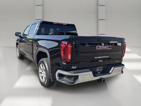 Used 2025 GMC Sierra 1500 SLT RWD image 5