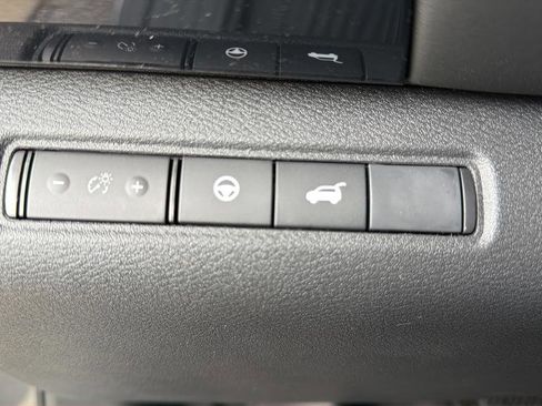 New 2026 Nissan Pathfinder SV AWD/4WD image 26