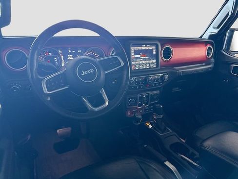 Used 2018 Jeep Wrangler Unlimited Rubicon w/ Dual Top Group image 23