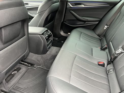 Used 2022 BMW 530i xDrive AWD/4WD image 17