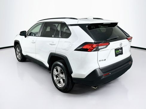 Used 2025 Toyota RAV4 XLE FWD image 5