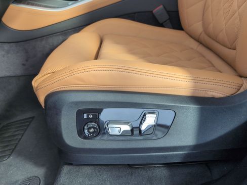 New 2026 BMW X5 sDrive40i w/ Climate Comfort Package image 11