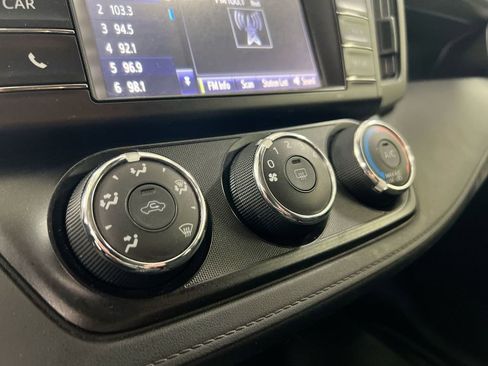 Used 2017 Toyota RAV4 LE image 16