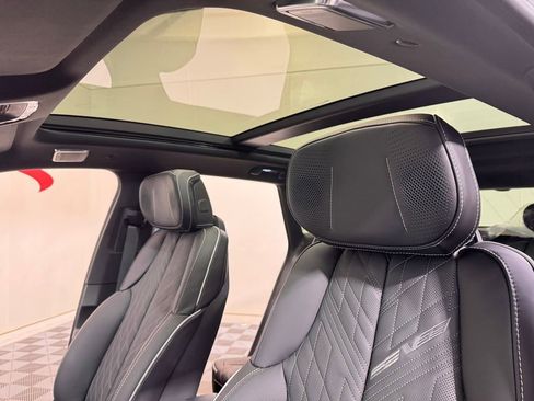 New 2026 Cadillac Lyriq V image 9