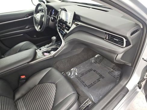 Used 2021 Toyota Camry SE w/ Cold Weather Package AWD/4WD image 36
