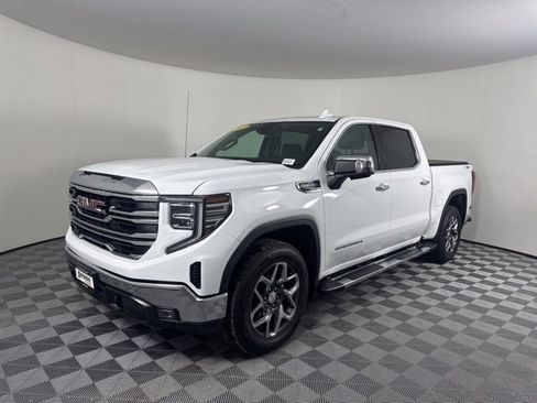 Used 2023 GMC Sierra 1500 SLT w/ SLT Premium Package image 5
