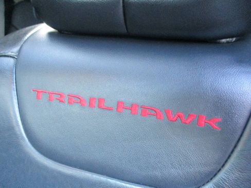 Used 2014 Jeep Cherokee Trailhawk w/ Technology Group AWD/4WD image 19