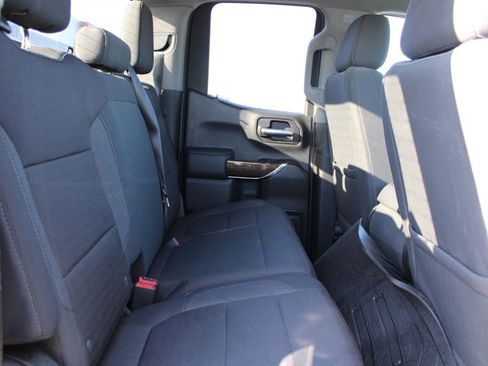 Used 2022 GMC Sierra 1500 SLE w/ X31 Off-Road Package image 22