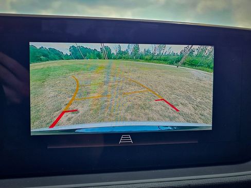New 2026 Buick Envista Sport Touring w/ Convenience I Package FWD image 21