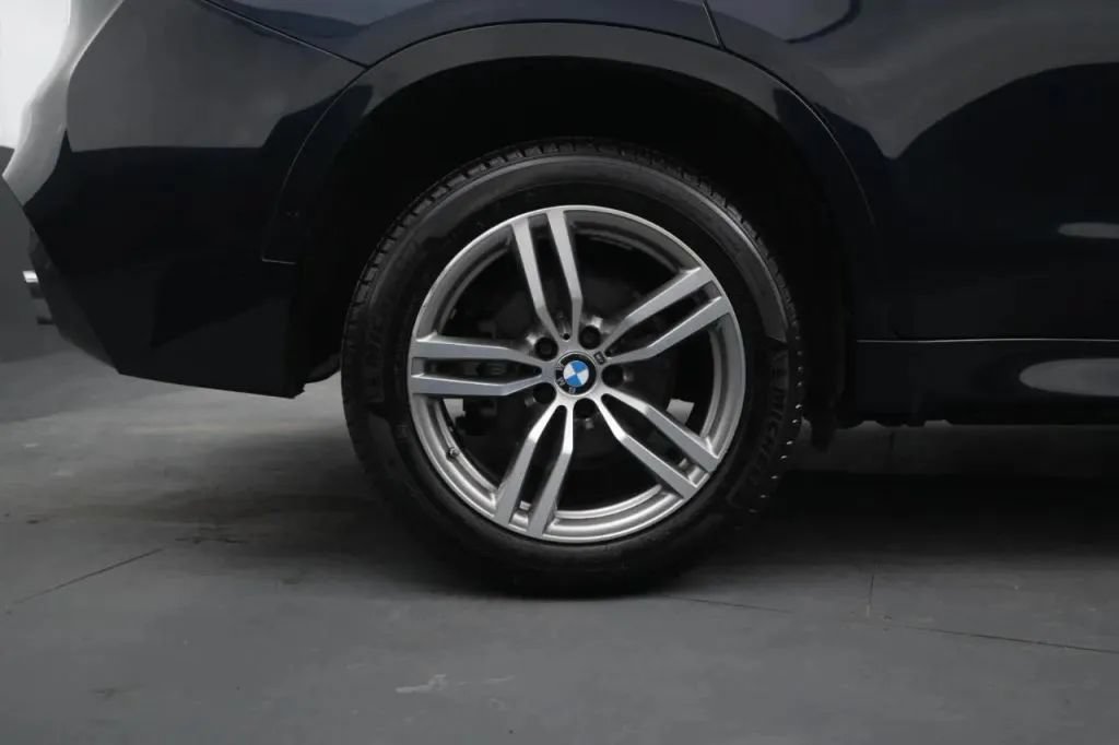 Used 2019 BMW X6 xDrive35i w/ M Sport Package AWD/4WD image 20