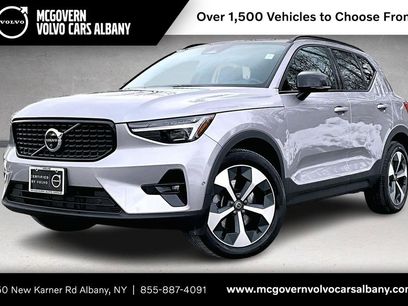 Certified 2026 Volvo XC40 B5 Plus w/ Protection Package Premier