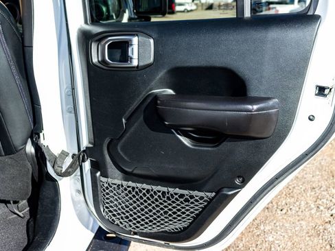 Used 2018 Jeep Wrangler Unlimited Sport S image 20