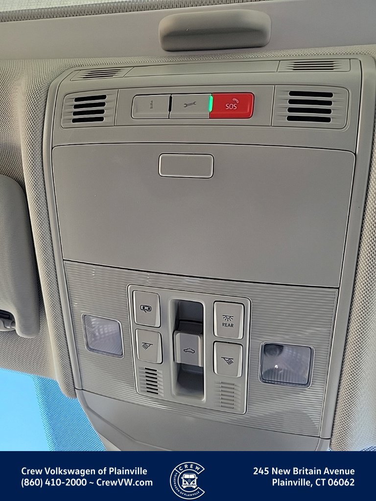 Certified 2024 Volkswagen Jetta SEL FWD image 12