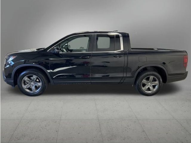 Certified 2023 Honda Ridgeline RTL image 3