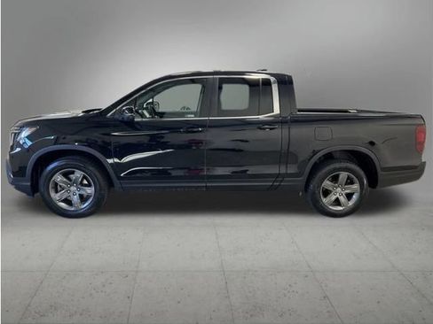 Certified 2023 Honda Ridgeline RTL image 3