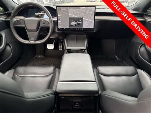 Used 2021 Tesla Model S Plaid image 2
