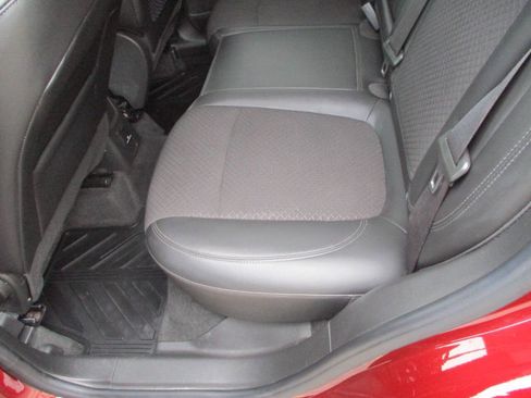 Used 2021 Buick Encore Preferred w/ Safety Package II AWD/4WD image 6