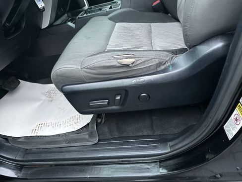 Used 2015 Toyota Tundra SR5 image 11