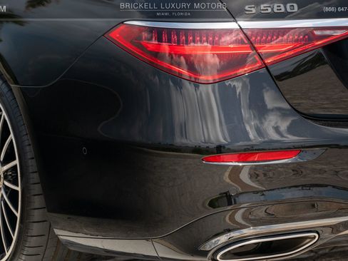 Used 2024 Mercedes-Benz S 580 4MATIC Sedan w/ AMG Line image 49
