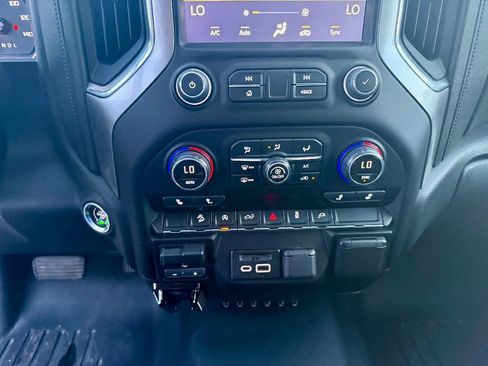 Used 2019 Chevrolet Silverado 1500 LT w/ All-Star Edition image 24