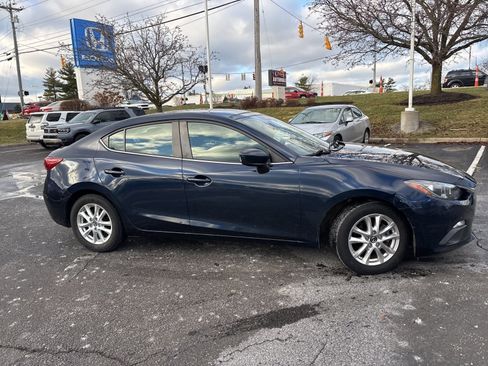 Used 2016 MAZDA MAZDA3 i Sport w/ Preferred Equipment Package image 6