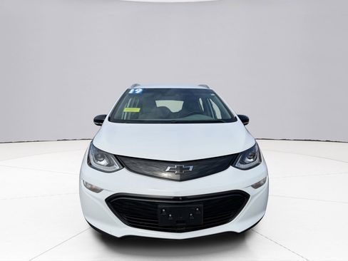 Used 2019 Chevrolet Bolt Premier w/ Infotainment Package image 8