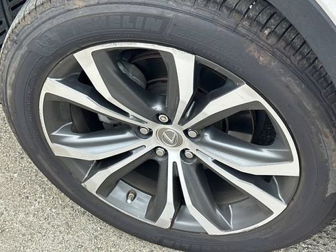 Used 2017 Lexus RX 450h AWD w/ Cold Weather Package image 4