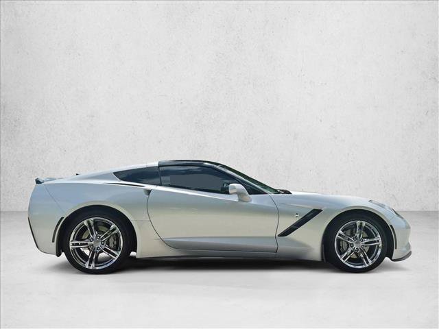 Used 2016 Chevrolet Corvette Stingray Coupe w/ 3LT Preferred Equipment Group RWD image 4