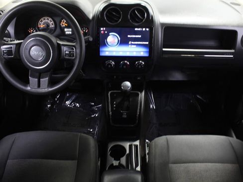 Used 2015 Jeep Patriot Sport w/ Power Value Group FWD image 9