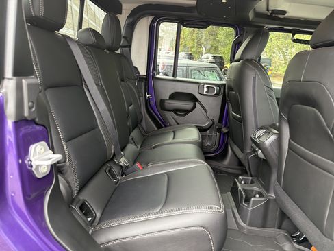 New 2026 Jeep Gladiator Sport AWD/4WD image 15