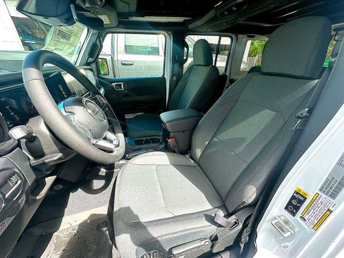 New 2026 Jeep Wrangler Sahara w/ Technology Group image 13