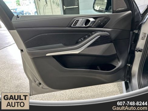 Certified 2026 BMW X5 xDrive40i w/ M Sport Package AWD/4WD image 12