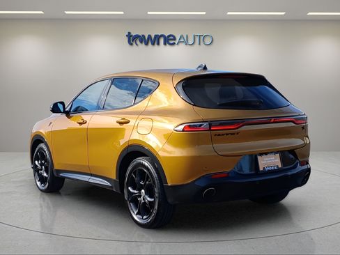 Used 2024 Dodge Hornet R/T w/ R/T Blacktop Package AWD/4WD image 3