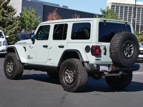 Used 2023 Jeep Wrangler Unlimited Rubicon 392 w/ Xtreme Recon 35" Tire Package AWD/4WD image 4