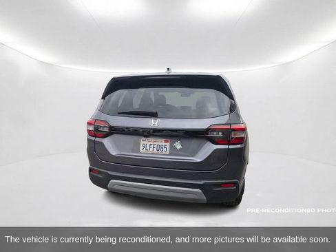 Used 2024 Honda Pilot EX-L image 7