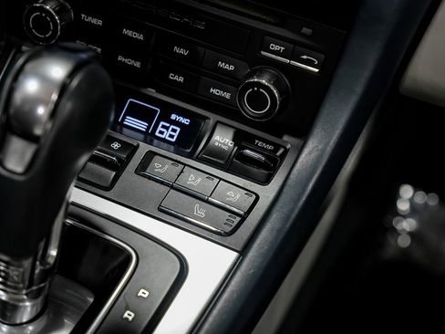 Used 2017 Porsche 911 Carrera image 25