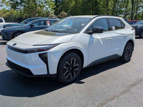 New 2026 Toyota bZ FWD image 8